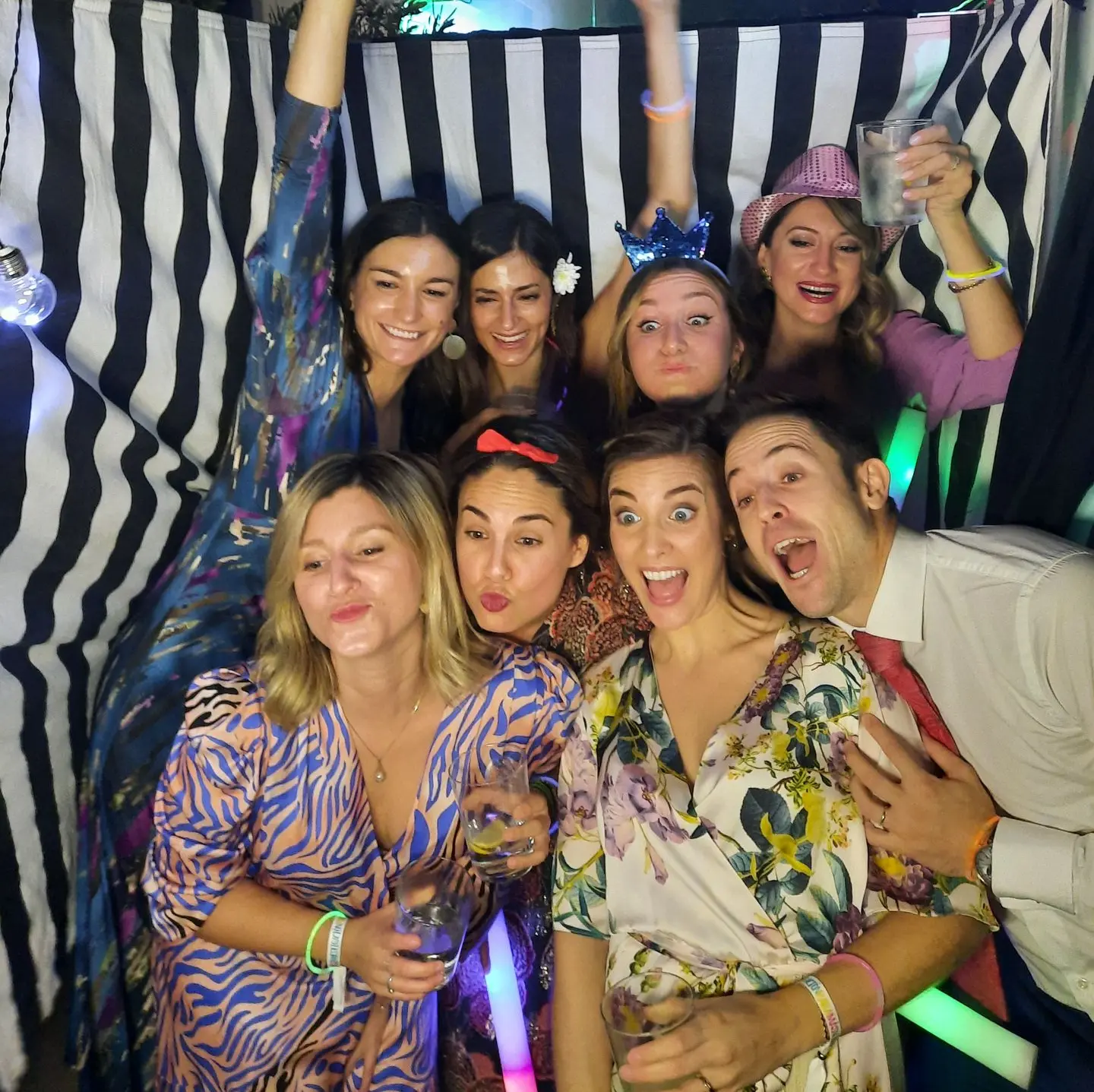 Alquiler fotomaton valencia mallorca marketing